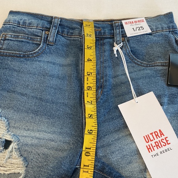 Celebrity Pink Ultra Hi Rise The Rebel Distressed Woman’s Jeans Shorts size 1 - Picture 8 of 12